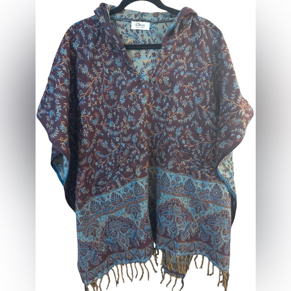 Rhea Floral & Paisley Print Hooded Poncho Cape with Fringe OS - Picture 1 of 4